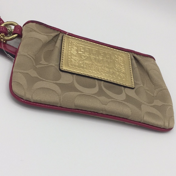 COACH Signature Tan Patent Leather Pink Wristlet - Picture 7 of 10